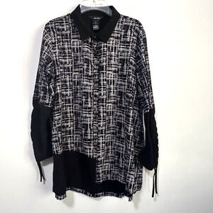 Ali Miles Tunic Top M Black Abstract Artsy Button Front‎ Ruched Cuffs Offset Hem